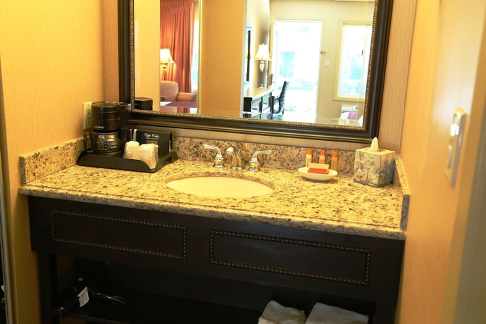 Imagen de la habitación del Hotel Laguna Hills Lodge. Foto 4