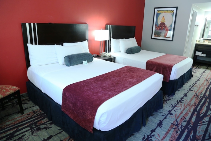 Imagen de la habitación del Hotel Laguna Hills Lodge. Foto 11