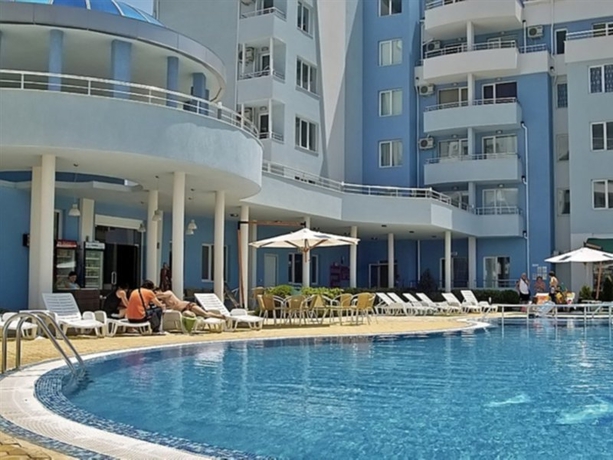 Imagen general del Hotel Laguna Holiday. Foto 4
