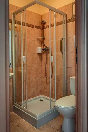 Imagen de la habitación del Hotel Laguna House. Foto 13