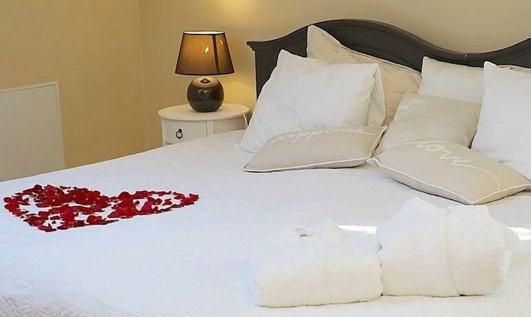 Imagen de la habitación del Hotel Laguna House. Foto 18