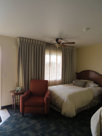 Imagen de la habitación del Hotel Laguna Lodge. Foto 11