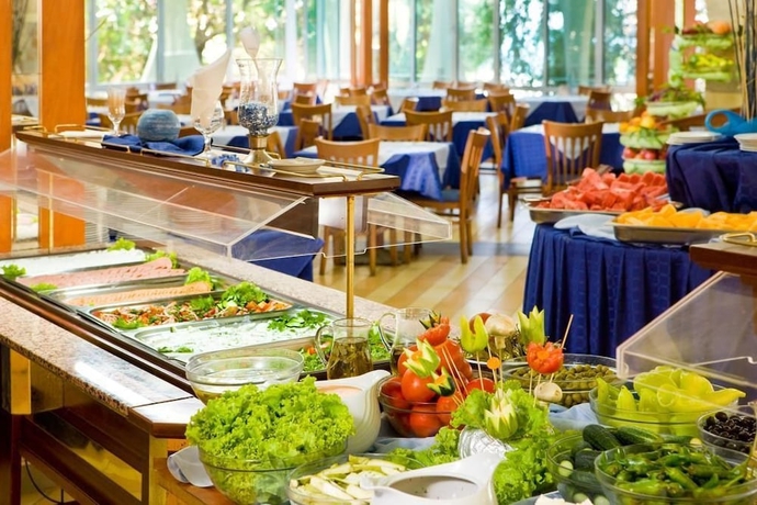 Imagen del bar/restaurante del Hotel Laguna Mare - All Inclusive. Foto 7