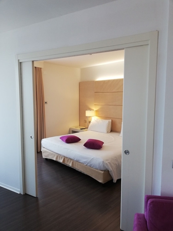 Imagen de la habitación del Hotel Laguna Palace. Foto 9