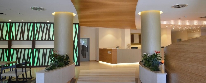 Imagen de los interiores del Hotel Laguna Park. Foto 13