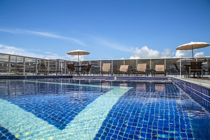 Imagen de la piscina del Hotel Laguna Praia, Tamba&uacute;. Foto 19