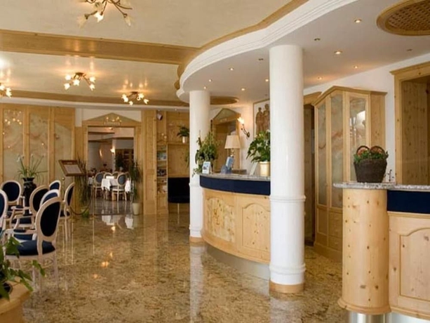 Imagen de los interiores del Hotel Laguna, San Zeno di Montagna. Foto 16