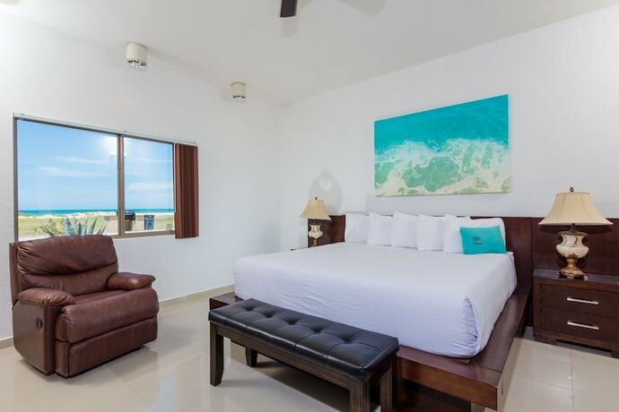 Imagen de la habitación del Hotel Laguna Shores Resort, Puerto Pe&ntilde;asco. Foto 11