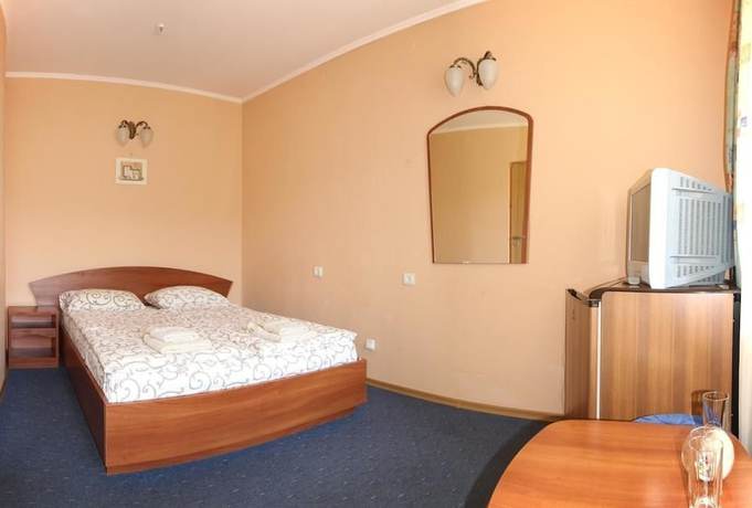 Imagen de la habitación del Hotel Laguna, Slavsko. Foto 7