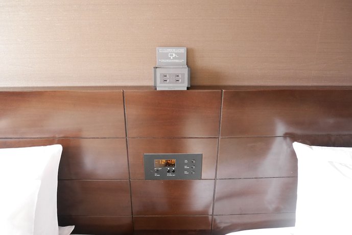 Imagen de la habitación del Hotel Laguna Suite and Wedding Shin-yokohama. Foto 18