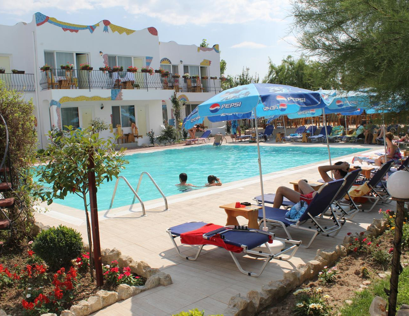 Imagen general del Hotel Laguna, Vama Veche. Foto 15