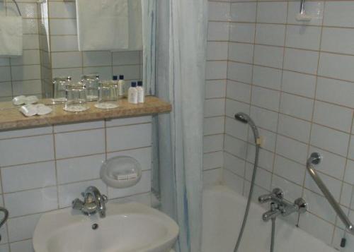 Imagen de la habitación del Hotel Laguna, Zagreb. Foto 3