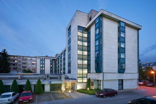 Imagen general del Hotel Laguna, Zagreb. Foto 1