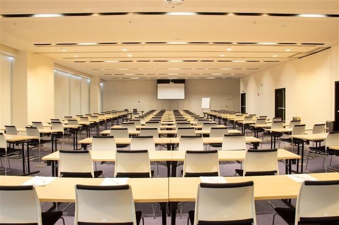 Imagen de los interiores del Hotel Lagune Barra. Foto 10