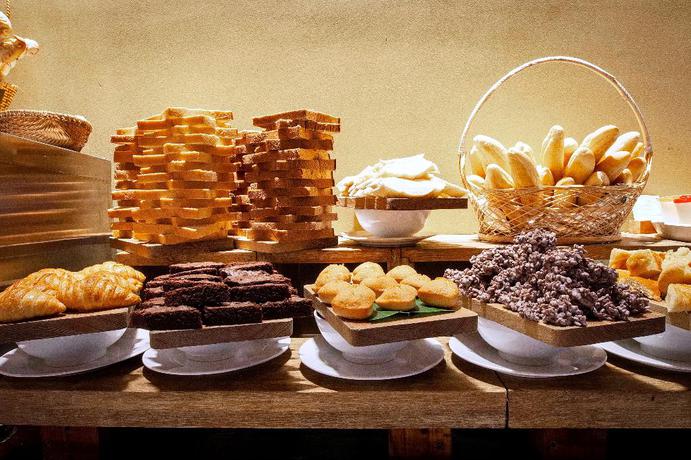 Imagen del bar/restaurante del Hotel Lahana Resort Phu Quoc and Spa. Foto 7