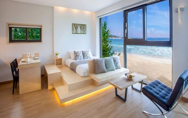 Imagen de la habitación del Hotel Lahene Poolvilla. Foto 16