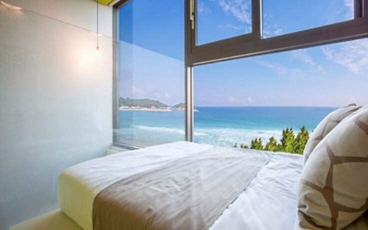 Imagen de la habitación del Hotel Lahene Poolvilla. Foto 17