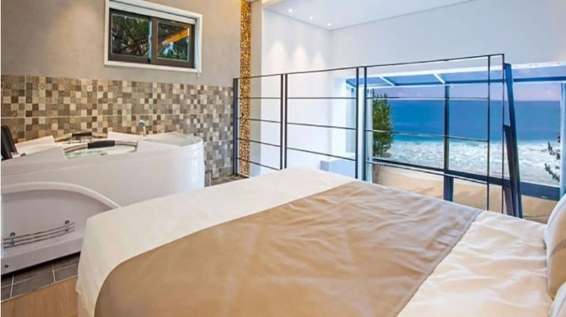 Imagen de la habitación del Hotel Lahene Poolvilla. Foto 25