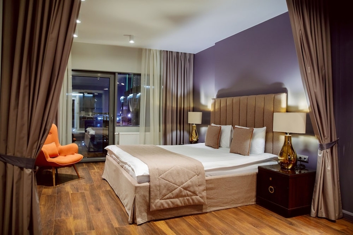 Imagen de la habitación del Hotel Lahta Plaza. Foto 14