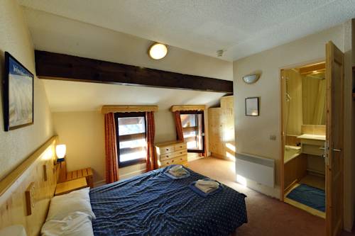 Imagen de la habitación del Hotel L'aigle. Foto 3