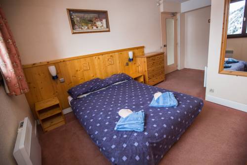 Imagen de la habitación del Hotel L'aigle. Foto 10