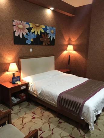 Imagen de la habitación del Hotel Lailai. Foto 6