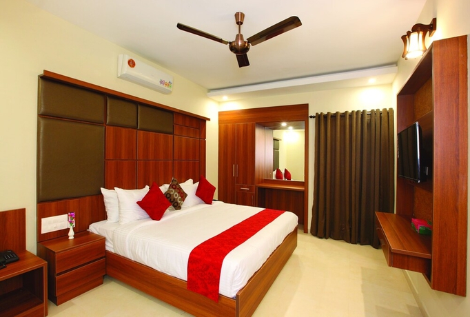 Imagen de la habitación del Hotel Laimar Suites. Foto 15