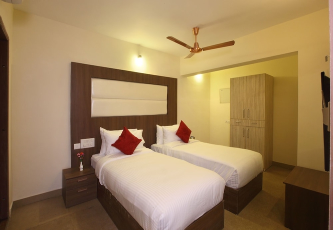 Imagen de la habitación del Hotel Laimar Suites. Foto 16