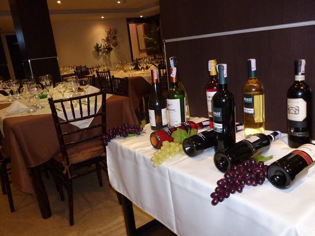 Imagen general del Hotel Laja Real. Foto 5