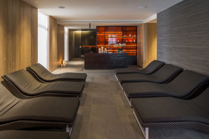 Imagen de la piscina del Hotel Lajadira and Spa. Foto 6