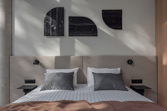 Imagen de la habitación del Hotel Lajos. Foto 5