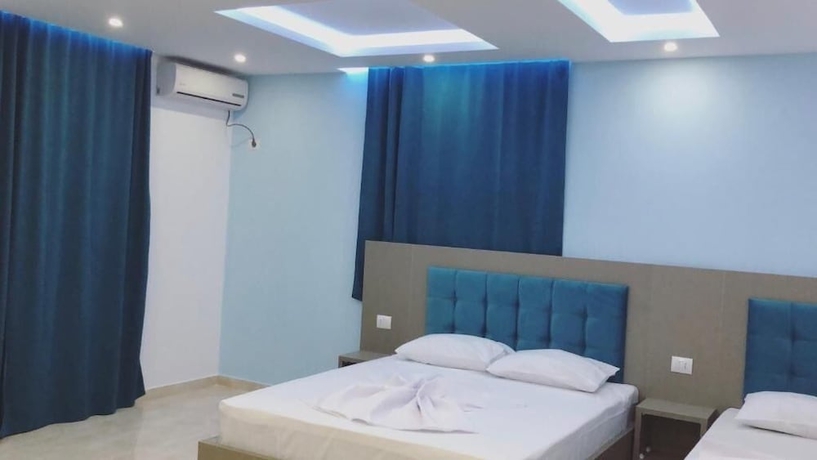 Imagen de la habitación del Hotel Lakaj. Foto 7