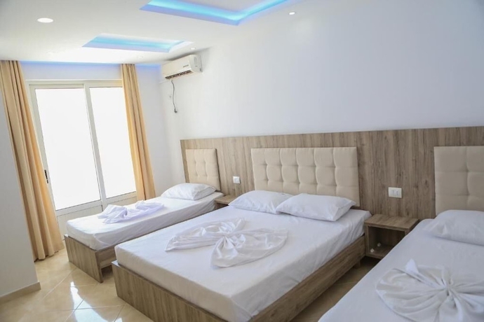 Imagen de la habitación del Hotel Lakaj. Foto 9