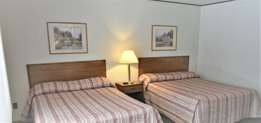 Imagen de la habitación del Hotel Lake Aire Motel. Foto 19