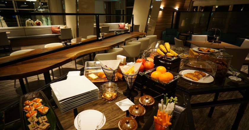 Imagen del bar/restaurante del Hotel Lake Biwa Marriott. Foto 3
