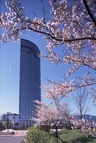 Imagen de los exteriores del Hotel Lake Biwa Otsu Prince. Foto 7