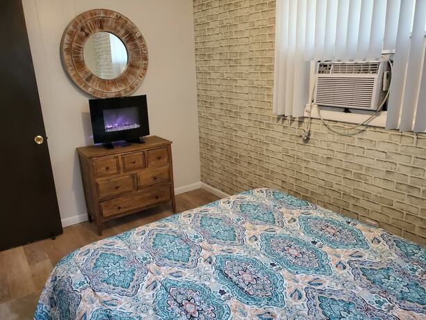 Imagen de la habitación del Hotel Lake Breeze Resort. Foto 14