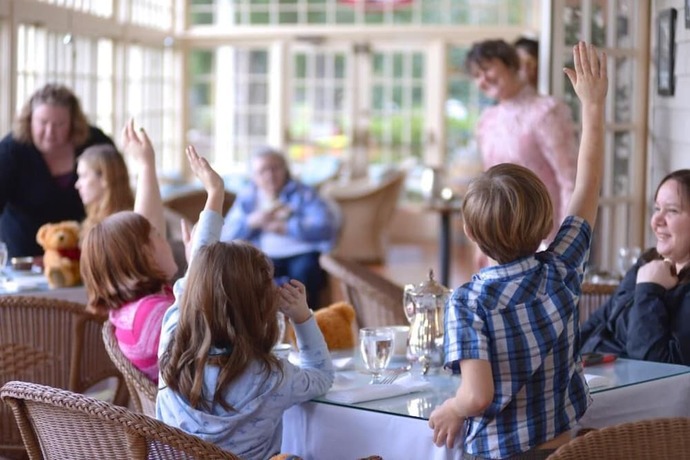 Imagen del bar/restaurante del Hotel Lake Crescent Lodge. Foto 5