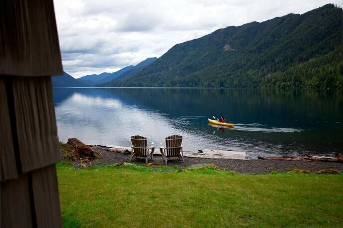 Imagen general del Hotel Lake Crescent Lodge. Foto 2