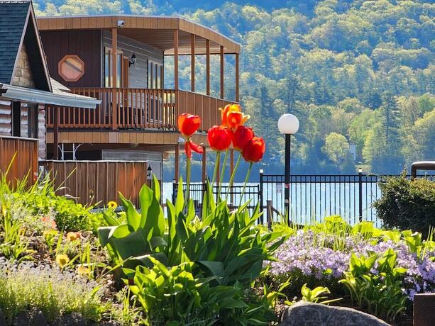 Imagen general del Hotel Lake Crest Inn. Foto 8