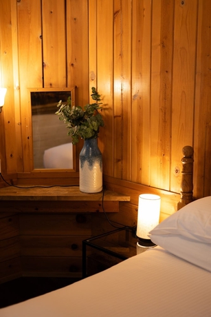 Imagen de la habitación del Hotel Lake Front Cabins. Foto 5