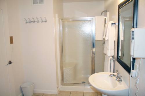 Imagen de la habitación del Hotel Lake Front. Foto 5