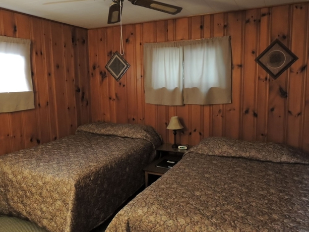 Imagen de la habitación del Hotel Lake George Diamond Cove. Foto 2