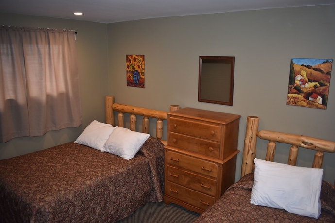 Imagen de la habitación del Hotel Lake George Diamond Cove. Foto 7
