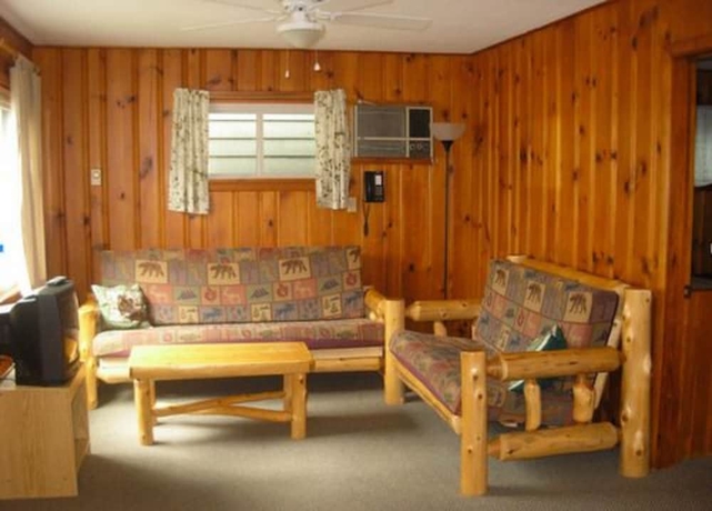 Imagen de la habitación del Hotel Lake George Diamond Cove. Foto 9