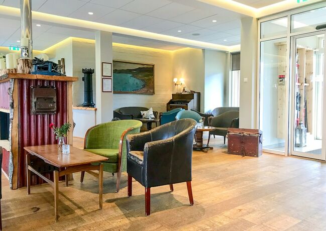 Imagen de los interiores del Hotel Lake Gistihusid Egilsstadir. Foto 37