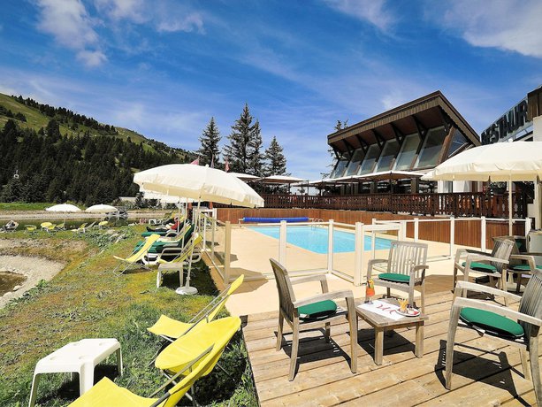 Imagen de los interiores del Hotel Lake Hôtel Courchevel 1850. Foto 16