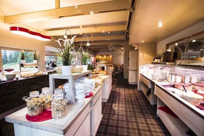 Imagen del bar/restaurante del Hotel Lake Hôtel Courchevel 1850. Foto 3