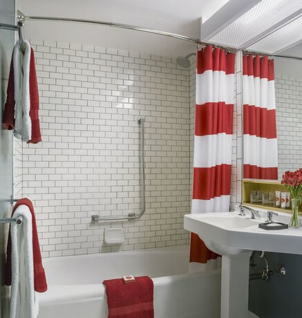 Imagen de la habitación del Hotel Lake House at High Peaks Resort. Foto 17