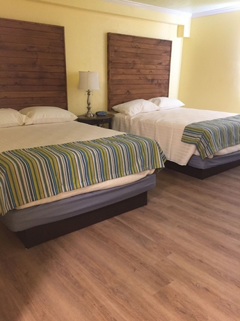Imagen de la habitación del Hotel Lake Inn and Restaurant. Foto 12